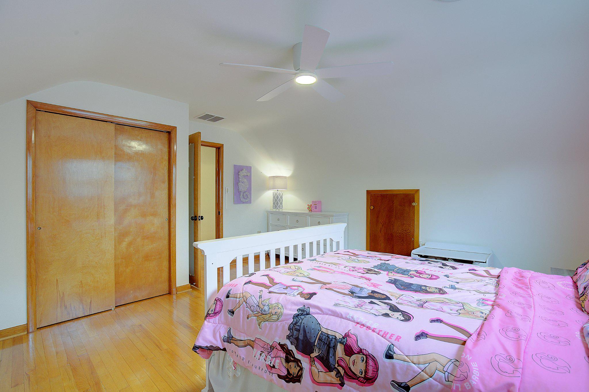818 CEDARCROFT DRIVE