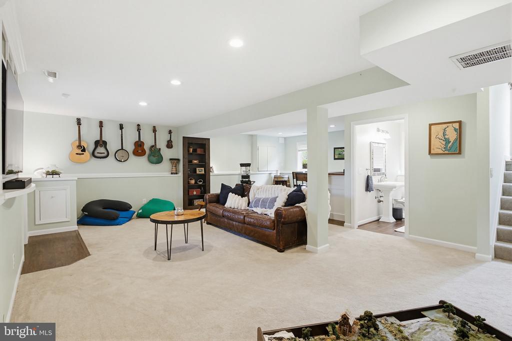3229 BEARDS POINT ROAD