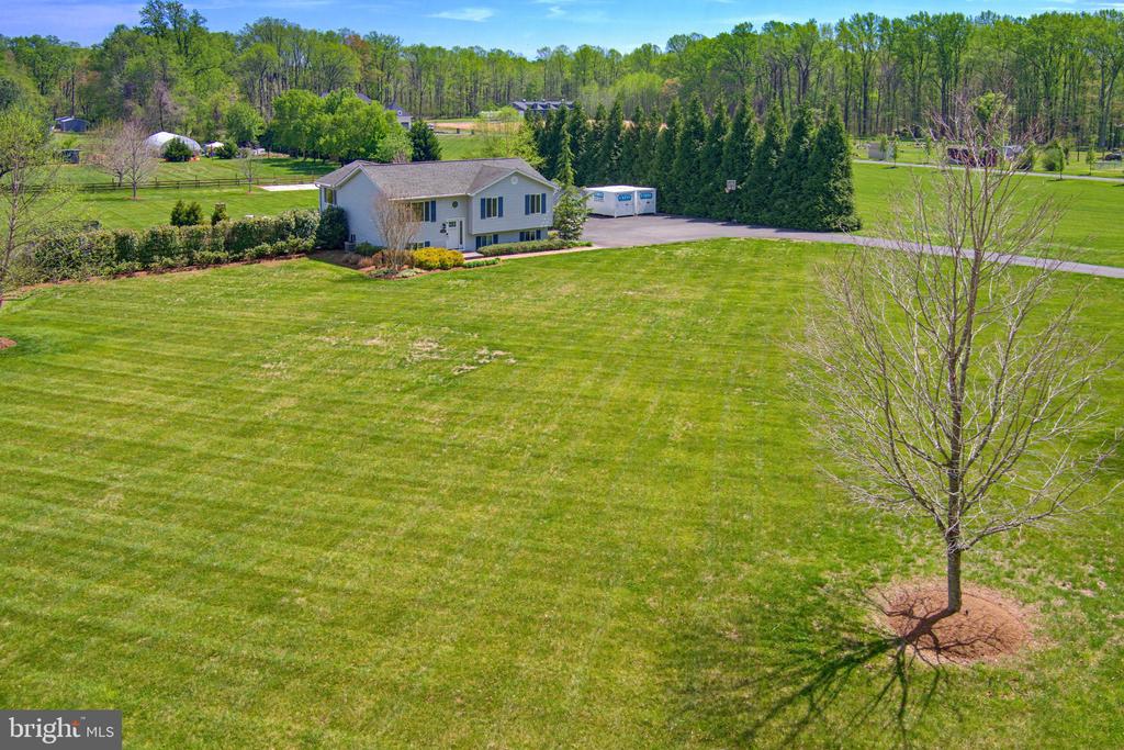 3229 BEARDS POINT ROAD