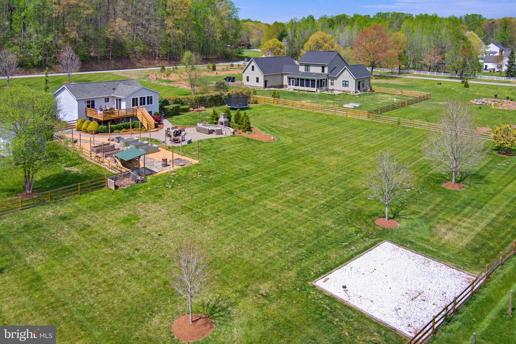 3229 BEARDS POINT ROAD