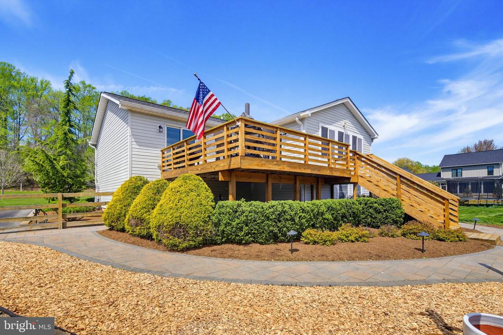 3229 BEARDS POINT ROAD