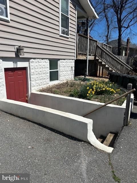 103 KENWOOD AVENUE