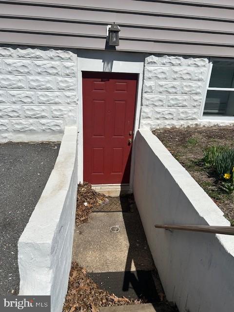 103 KENWOOD AVENUE