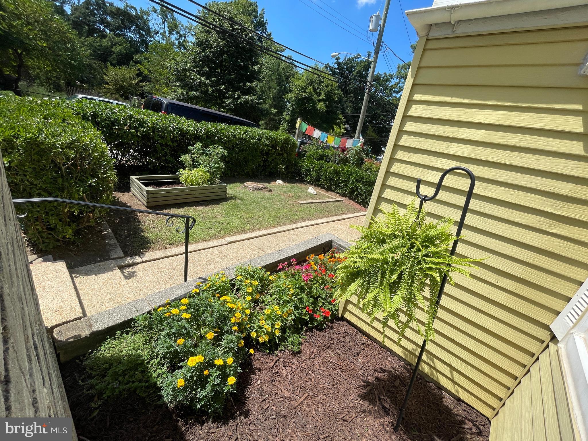 3 GARDENWAY D
