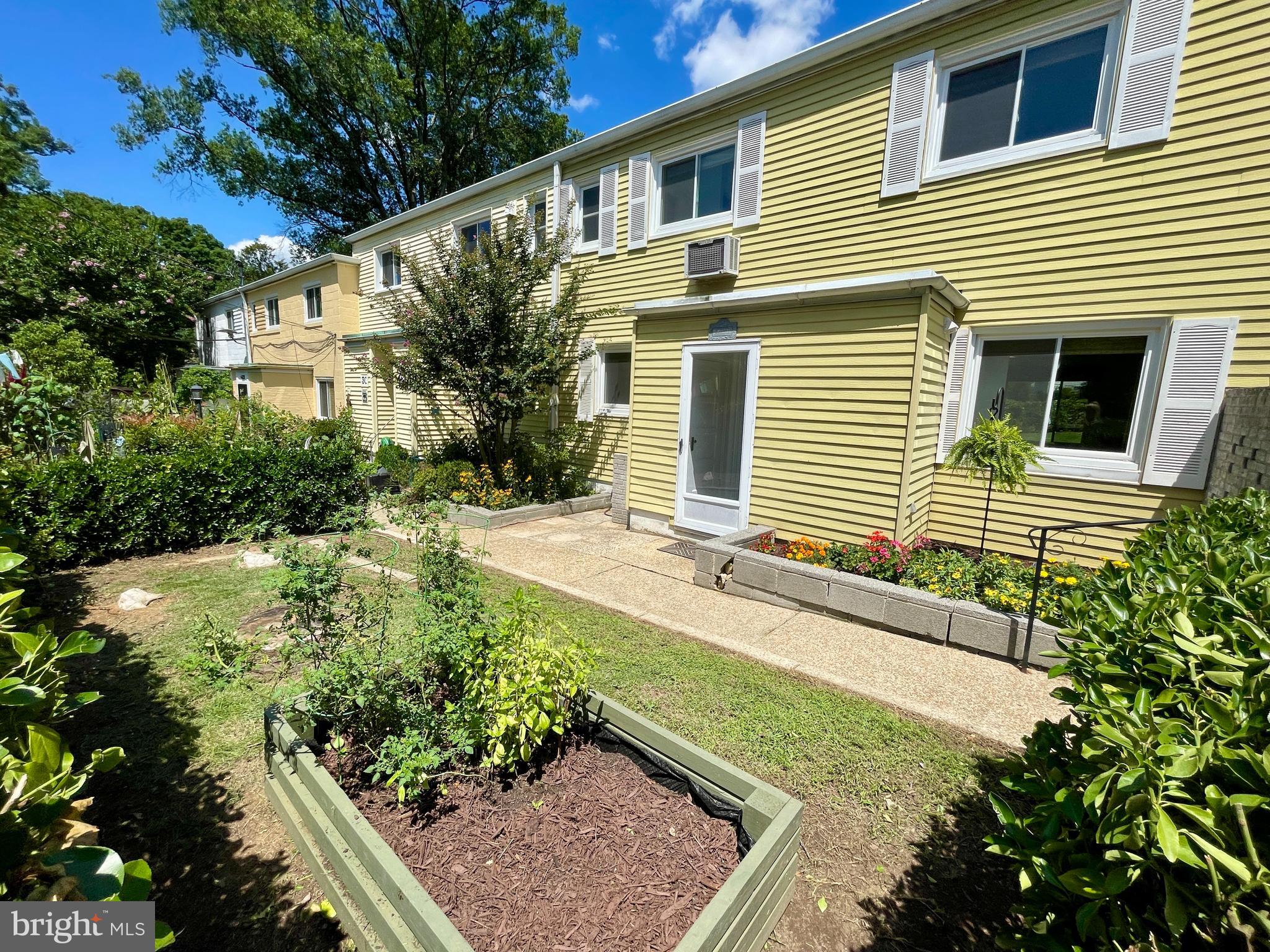 3 GARDENWAY D
