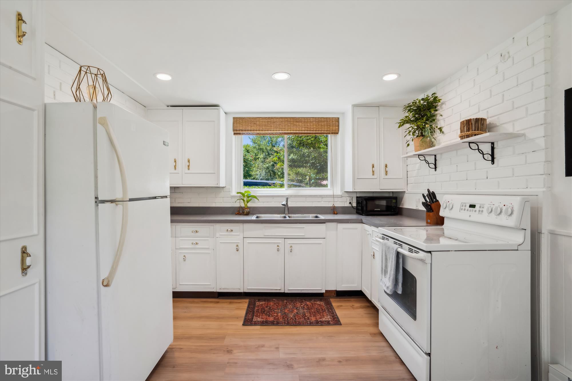 3 GARDENWAY D