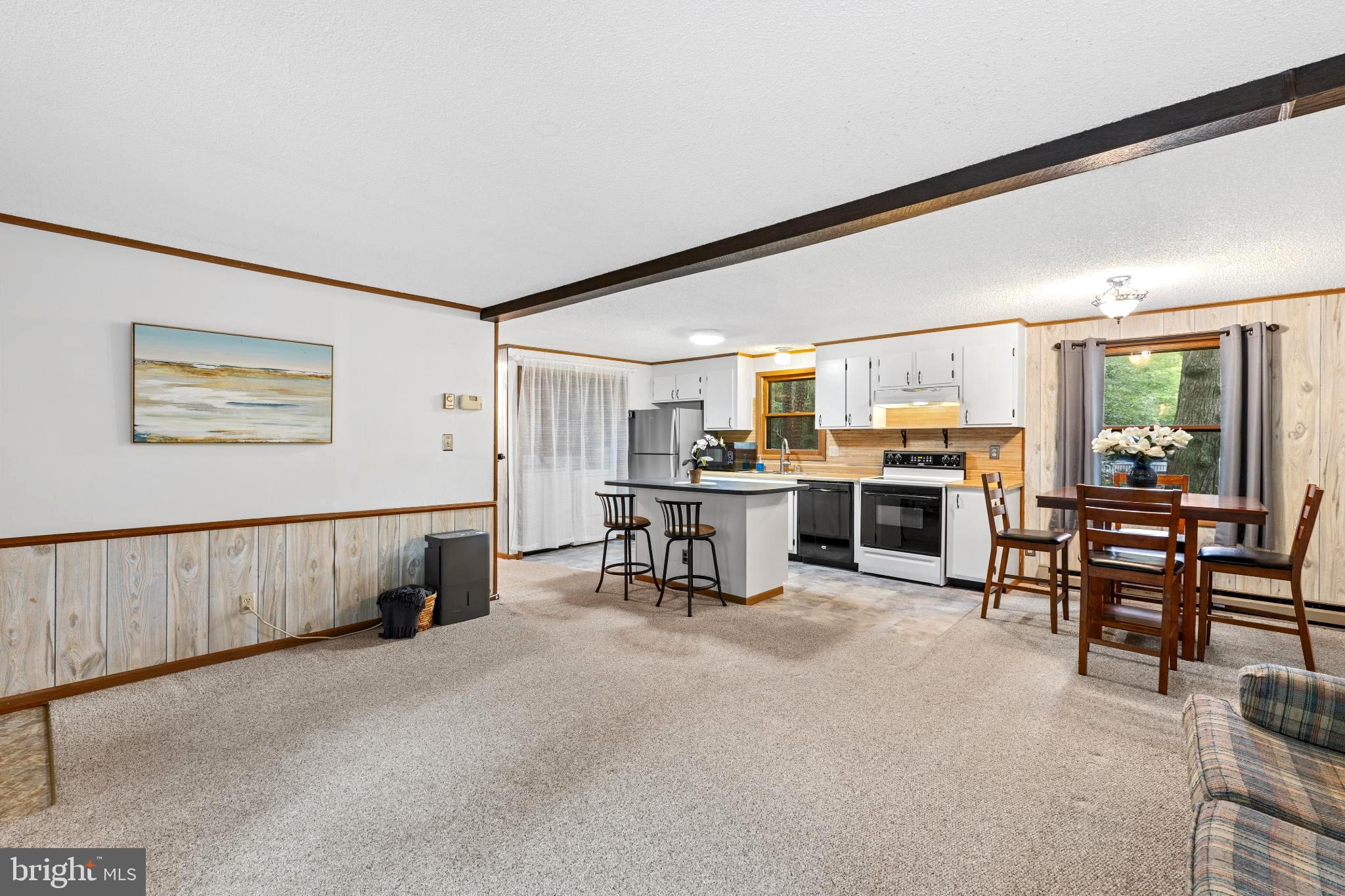 22 CRESTHAVEN DRIVE