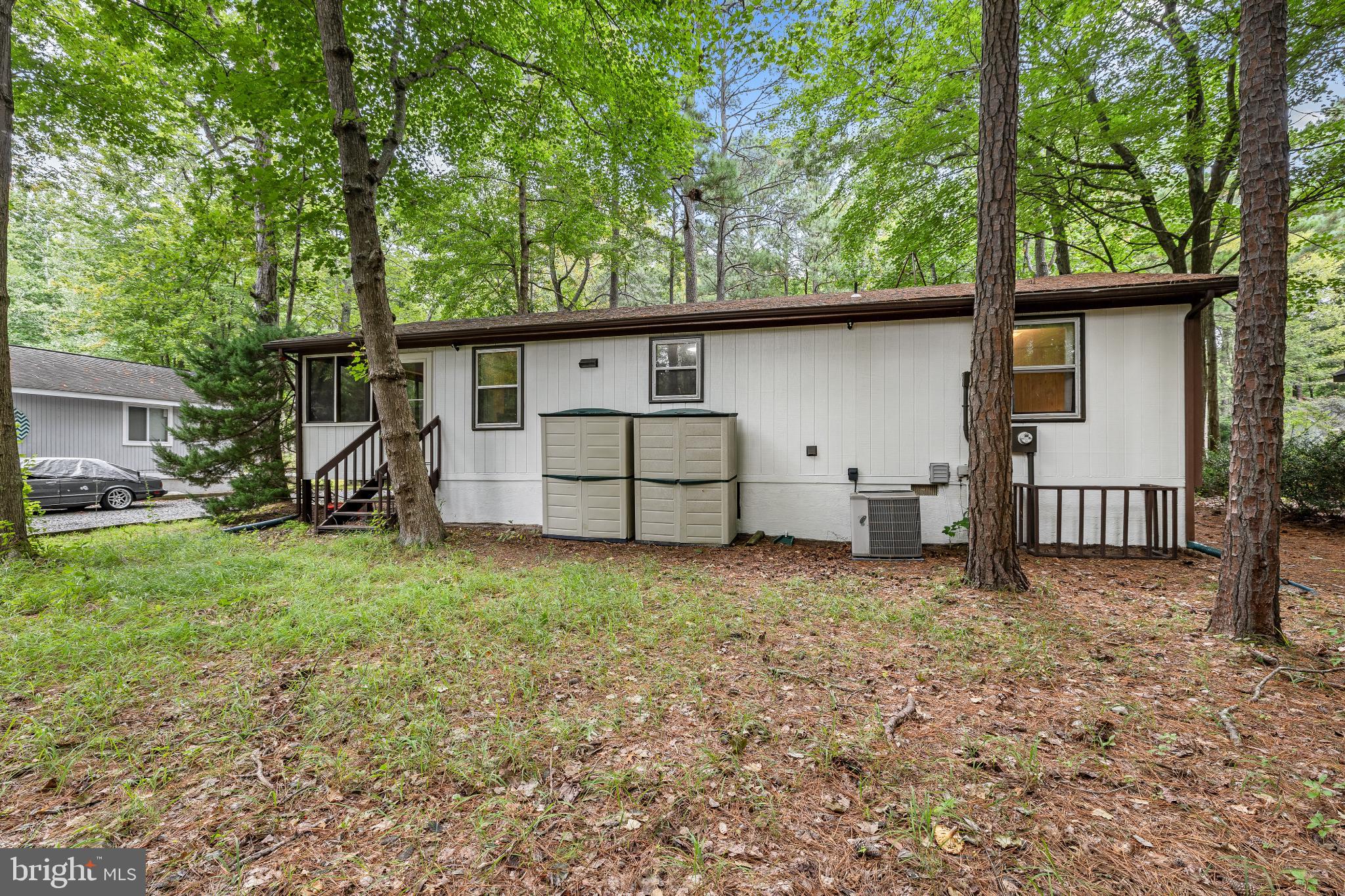 22 CRESTHAVEN DRIVE
