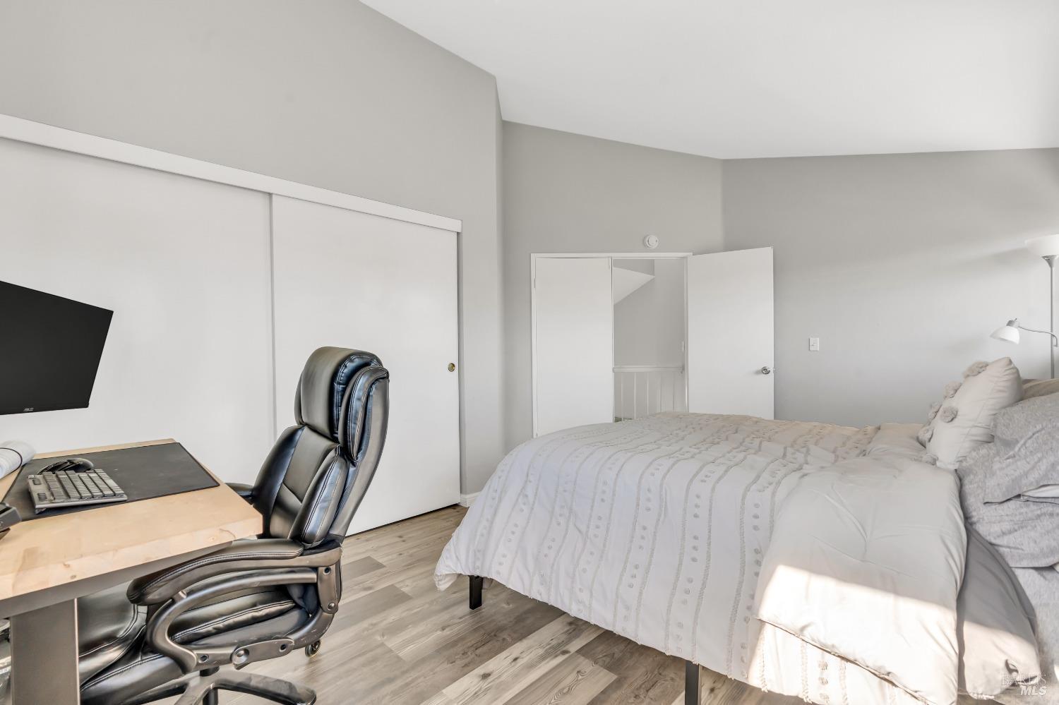 108 Crownpointe Drive