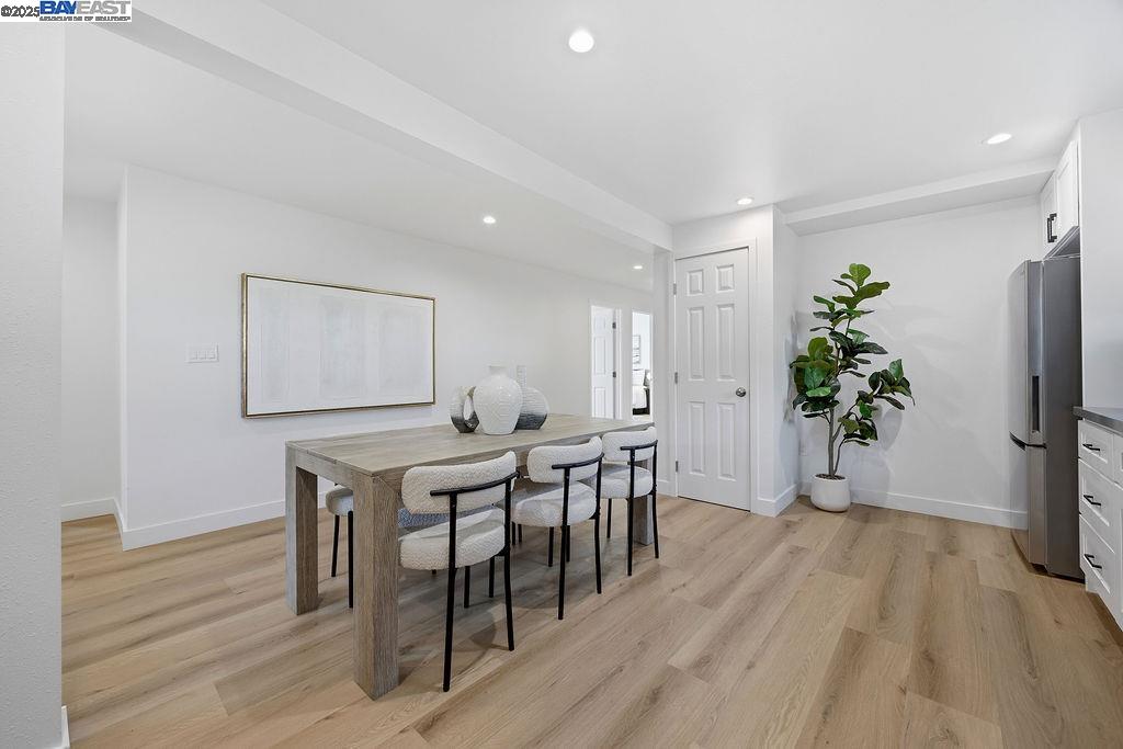 1520 4 Unit: A&B