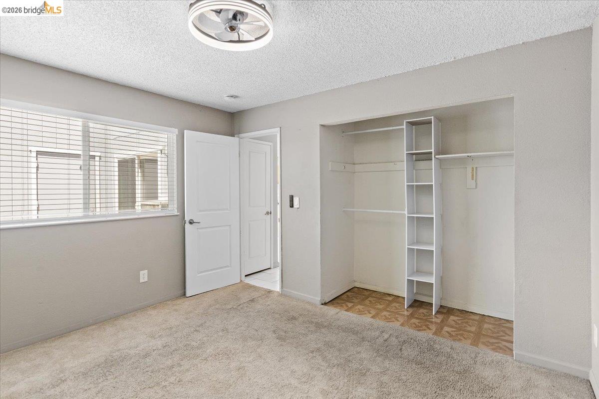 200 Del Luz Ct