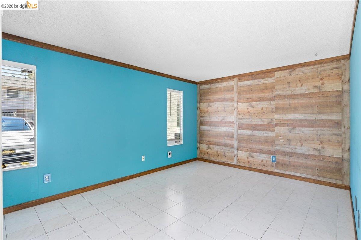 200 Del Luz Ct