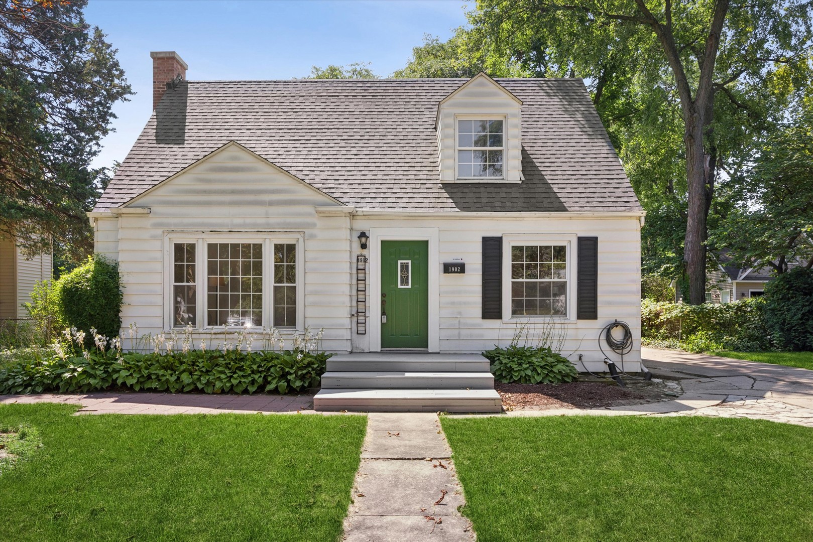 1902 E Indiana Street