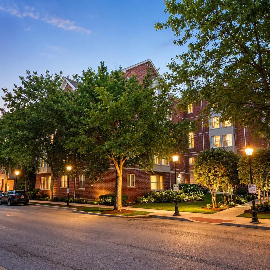 27 E Hattendorf Avenue Unit: 311