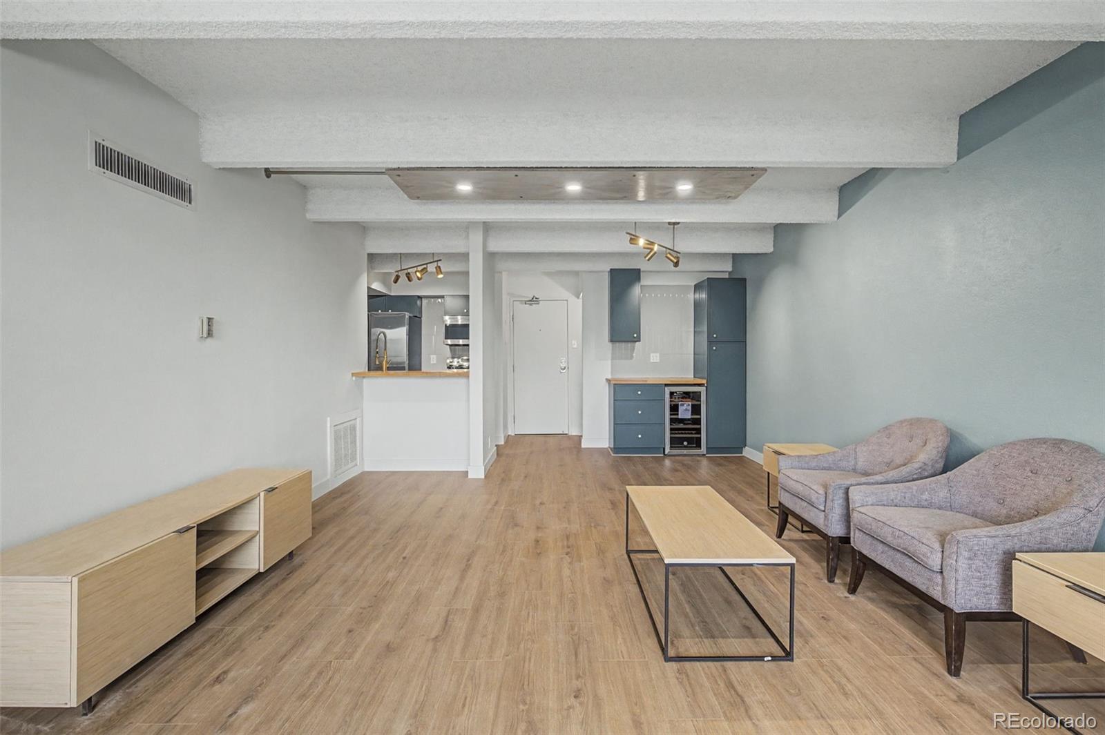 777 N Washington Street Unit: 201