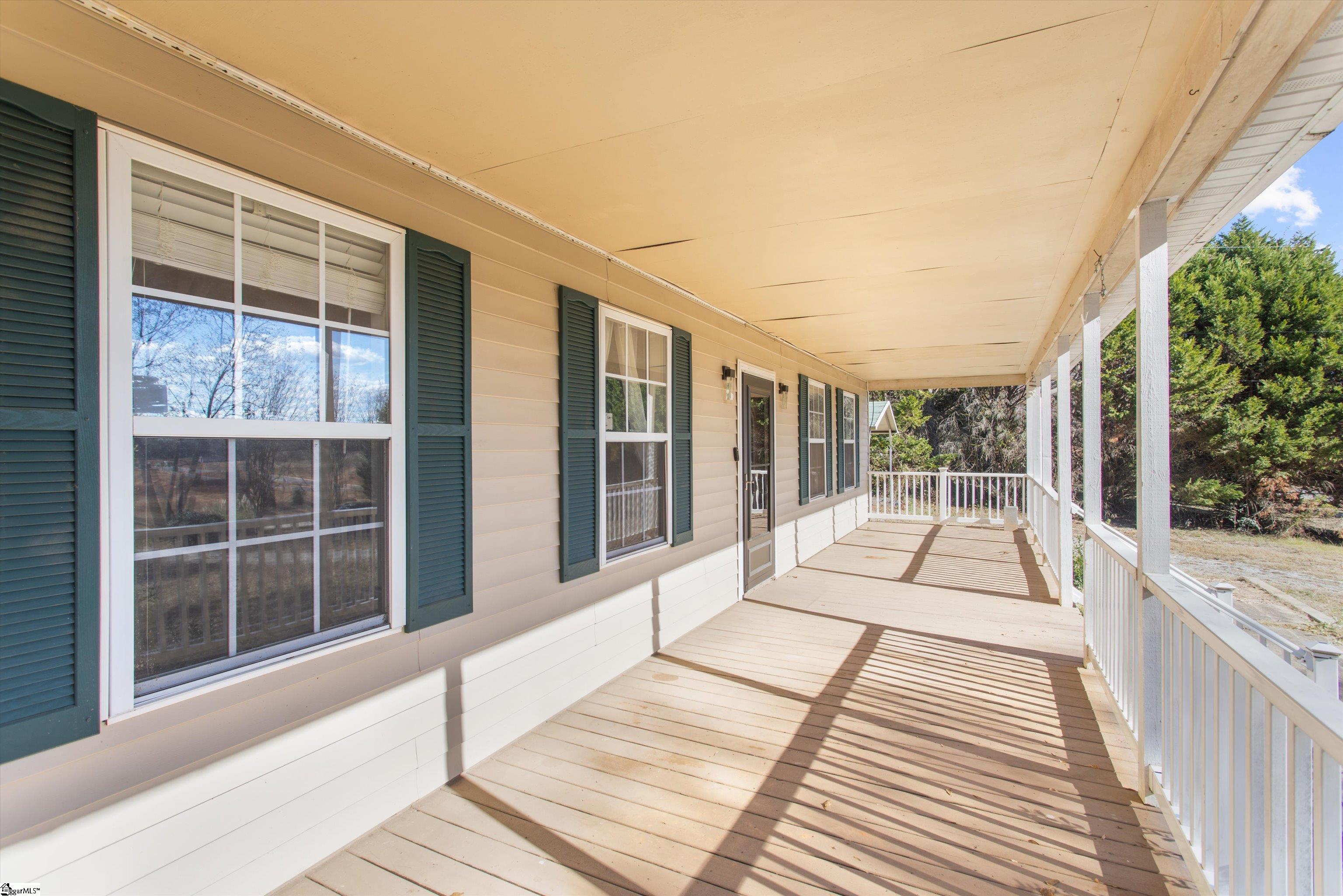 1215 E Georgia Road