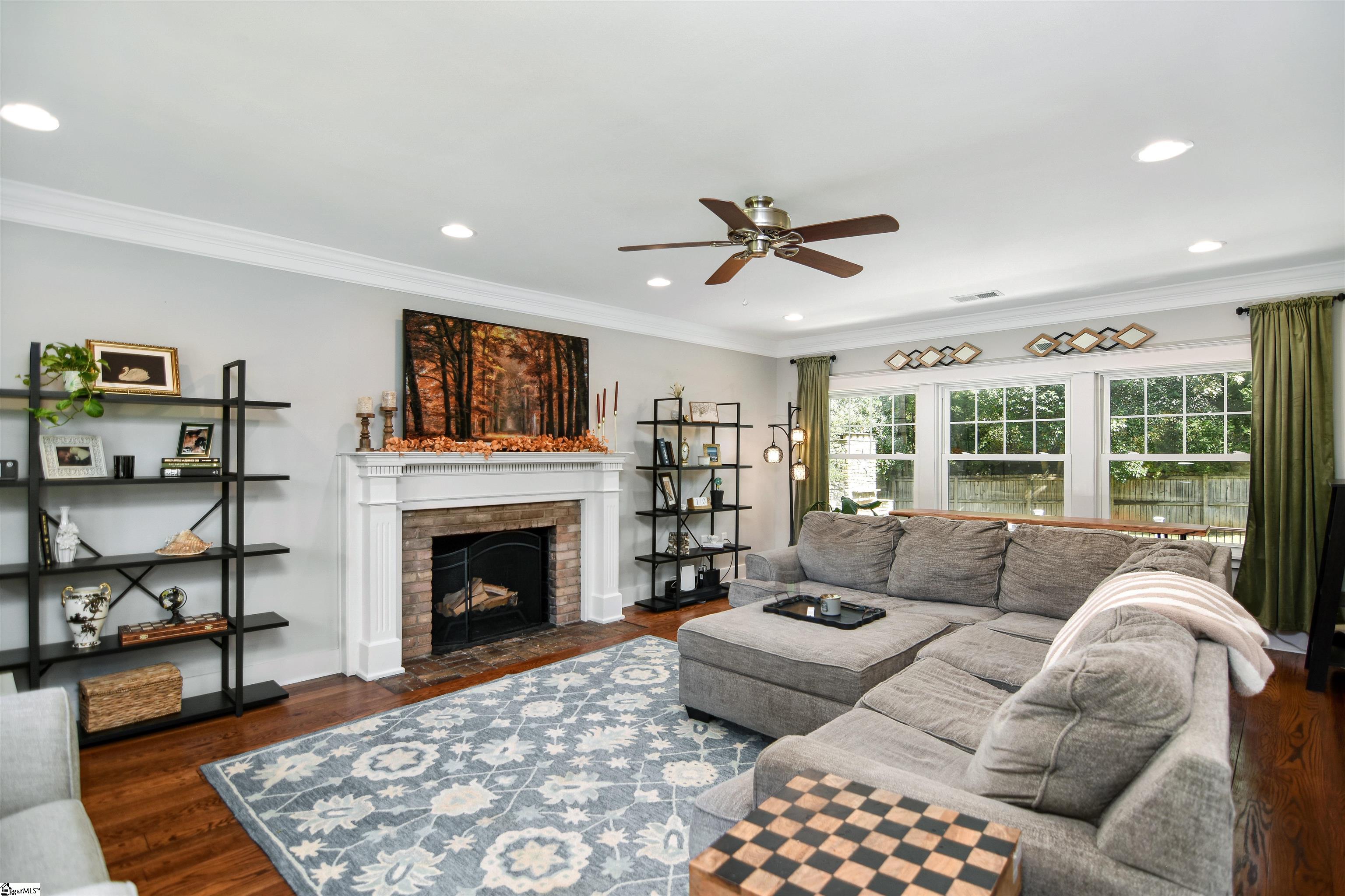 1169 Woodburn Road