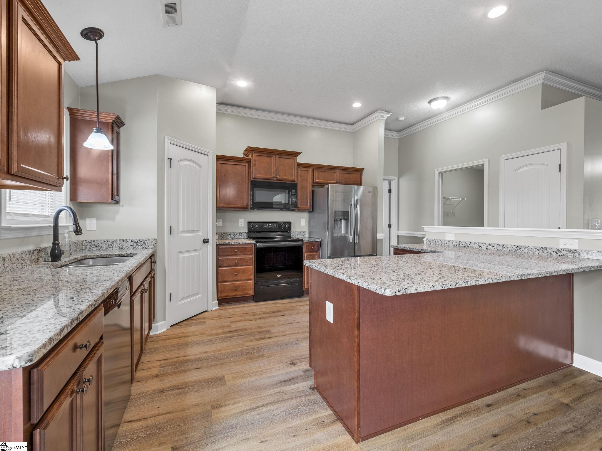 313 Highland Springs Loop