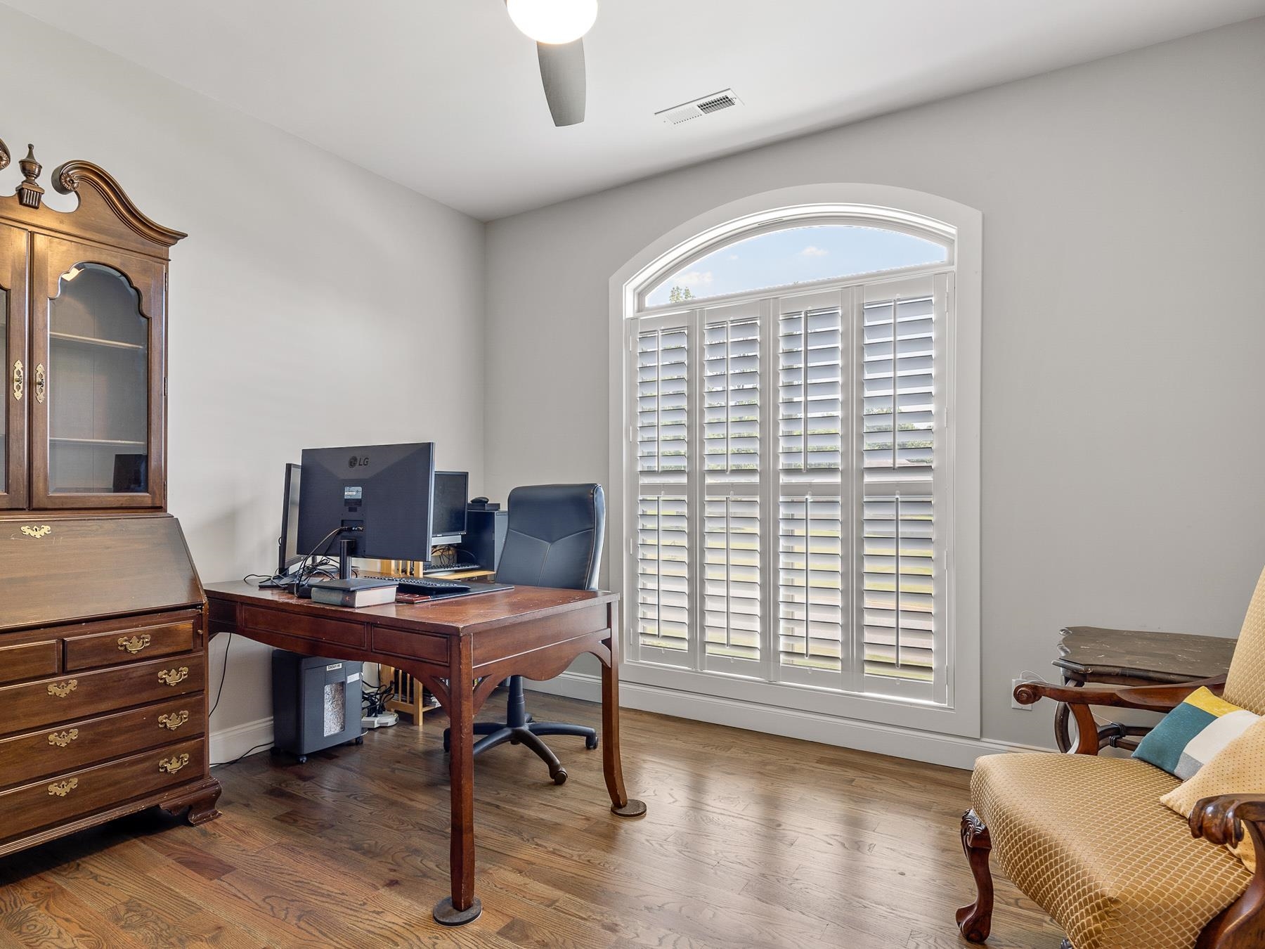 301 La Novia Court