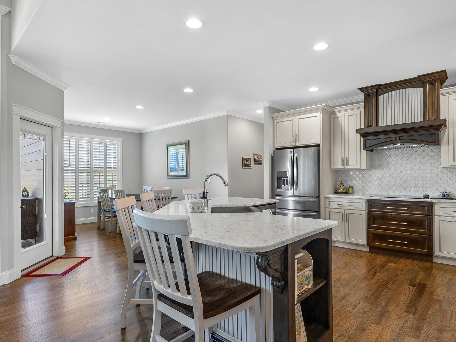 301 La Novia Court