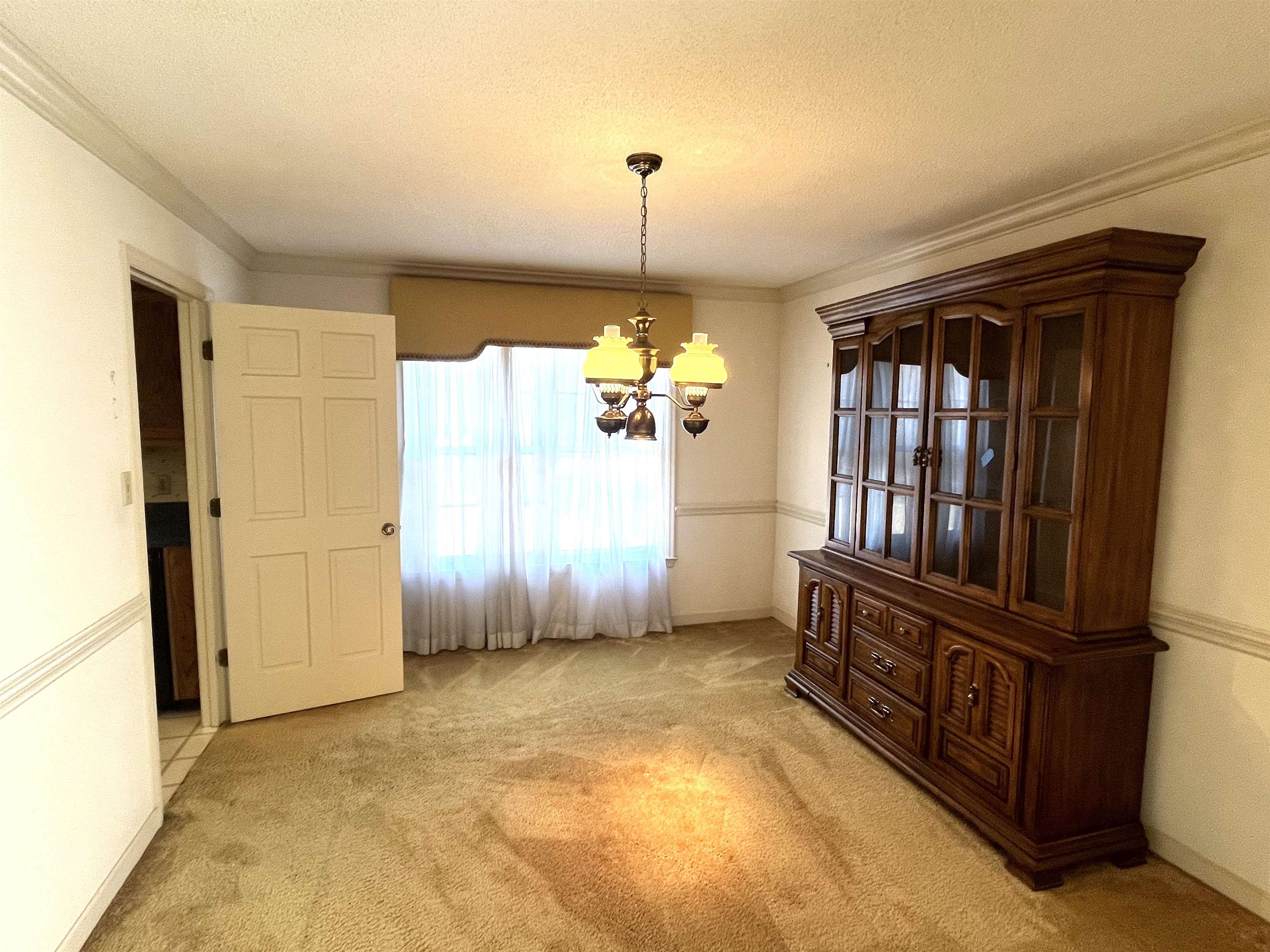 822 Shoresbrook Drive
