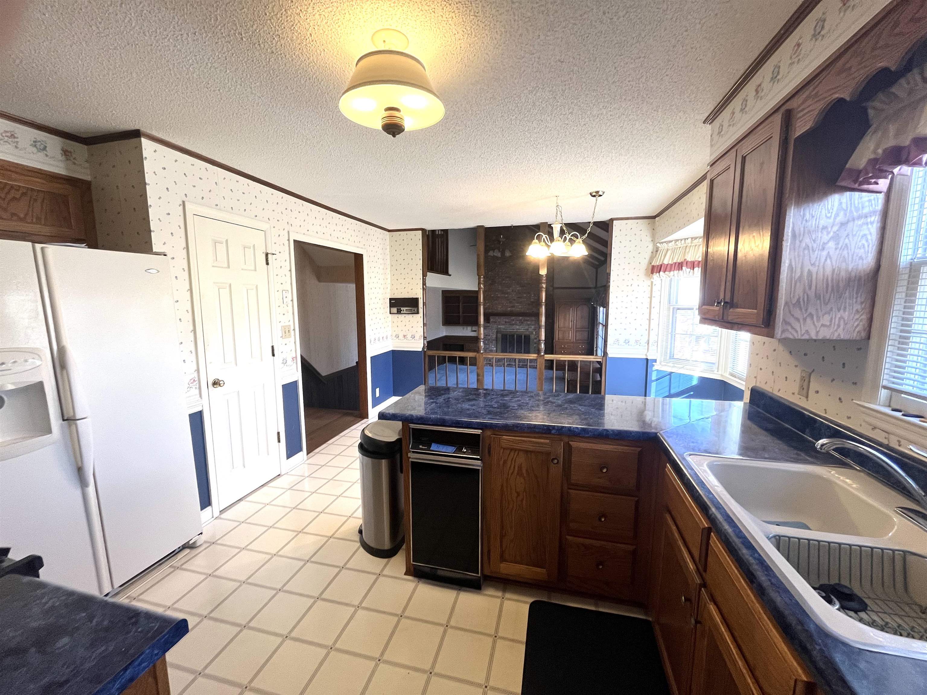 822 Shoresbrook Drive