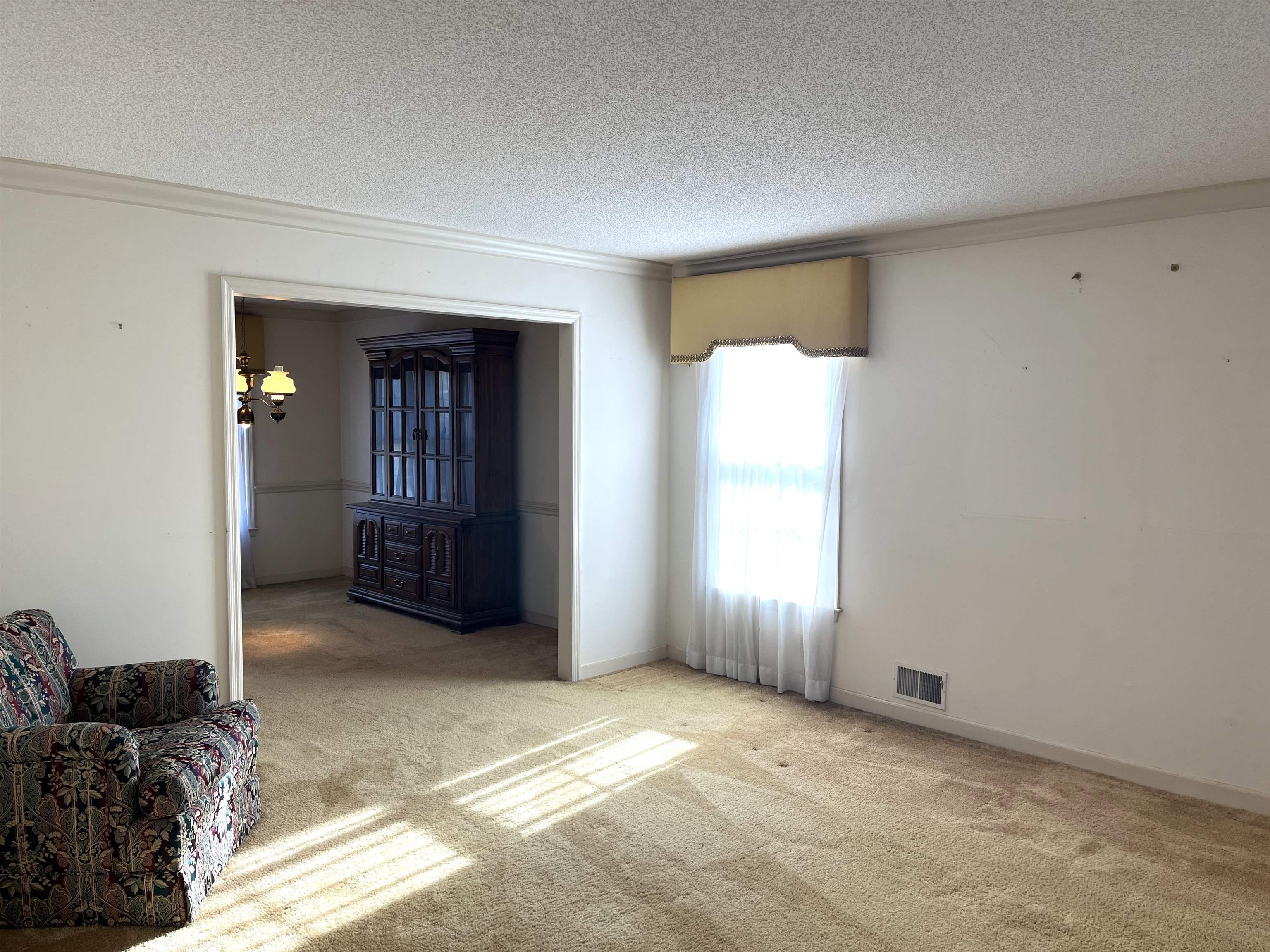 822 Shoresbrook Drive