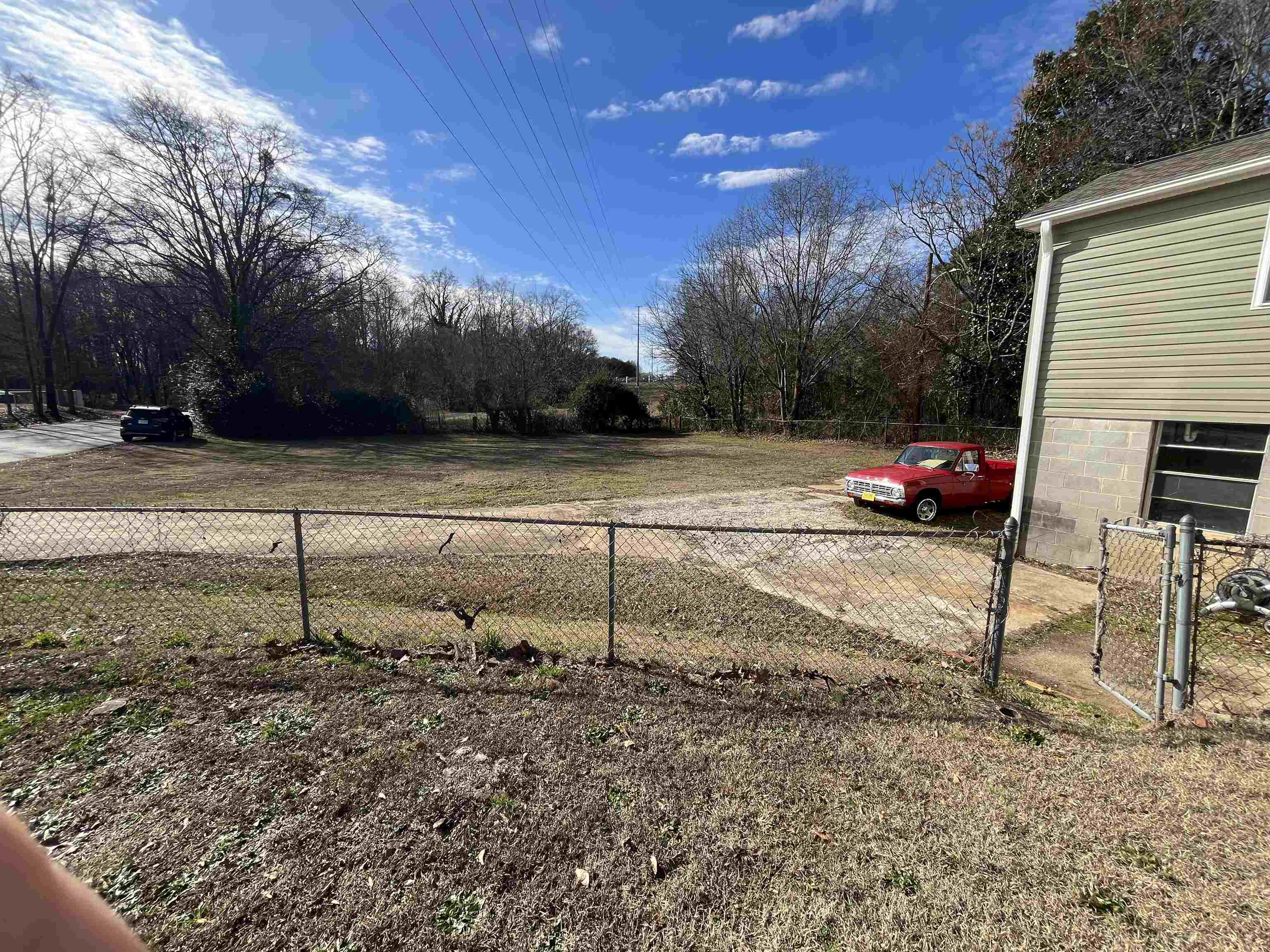 1105 Old Spartanburg Highway