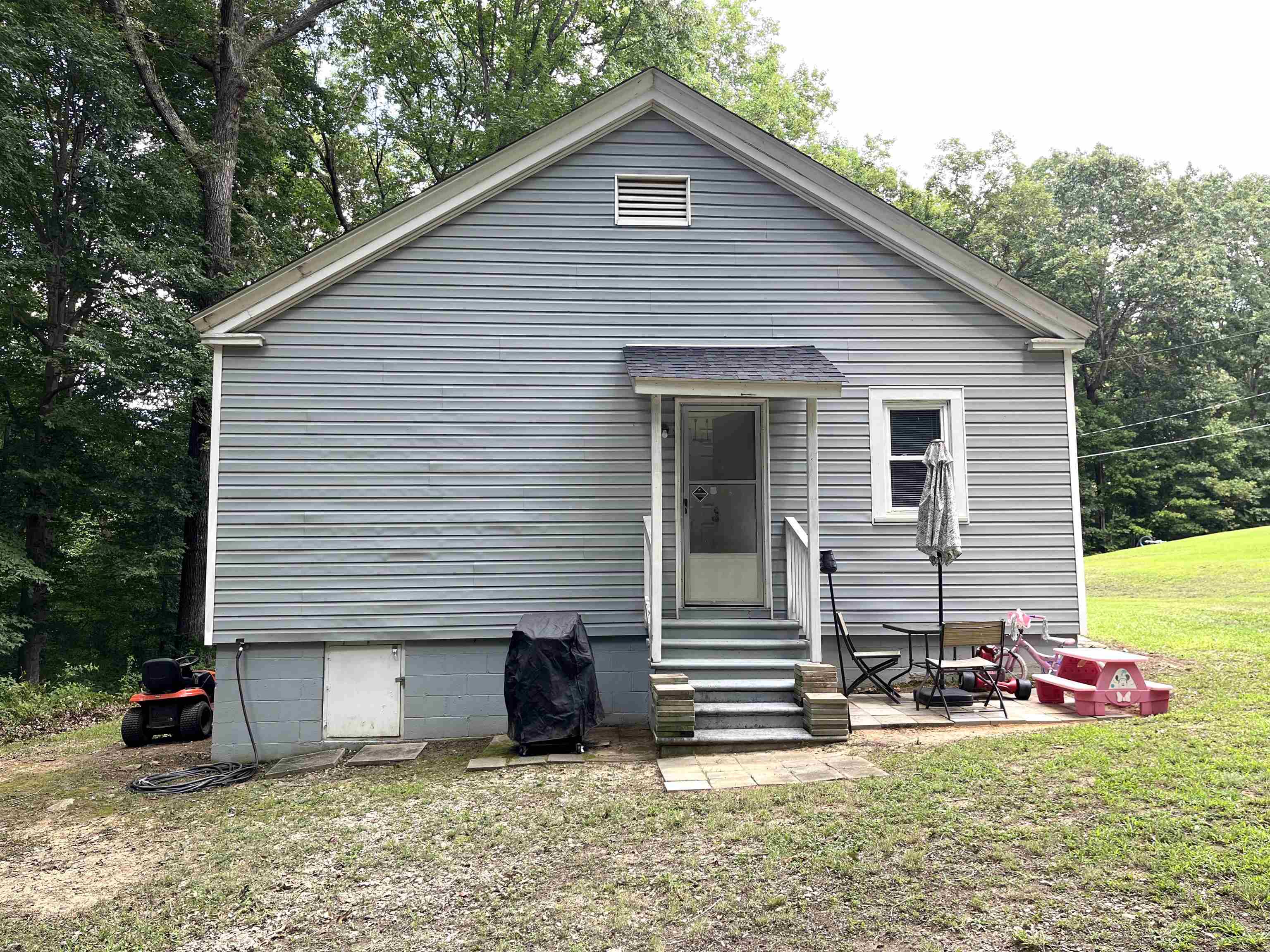 143 Rocky Lane