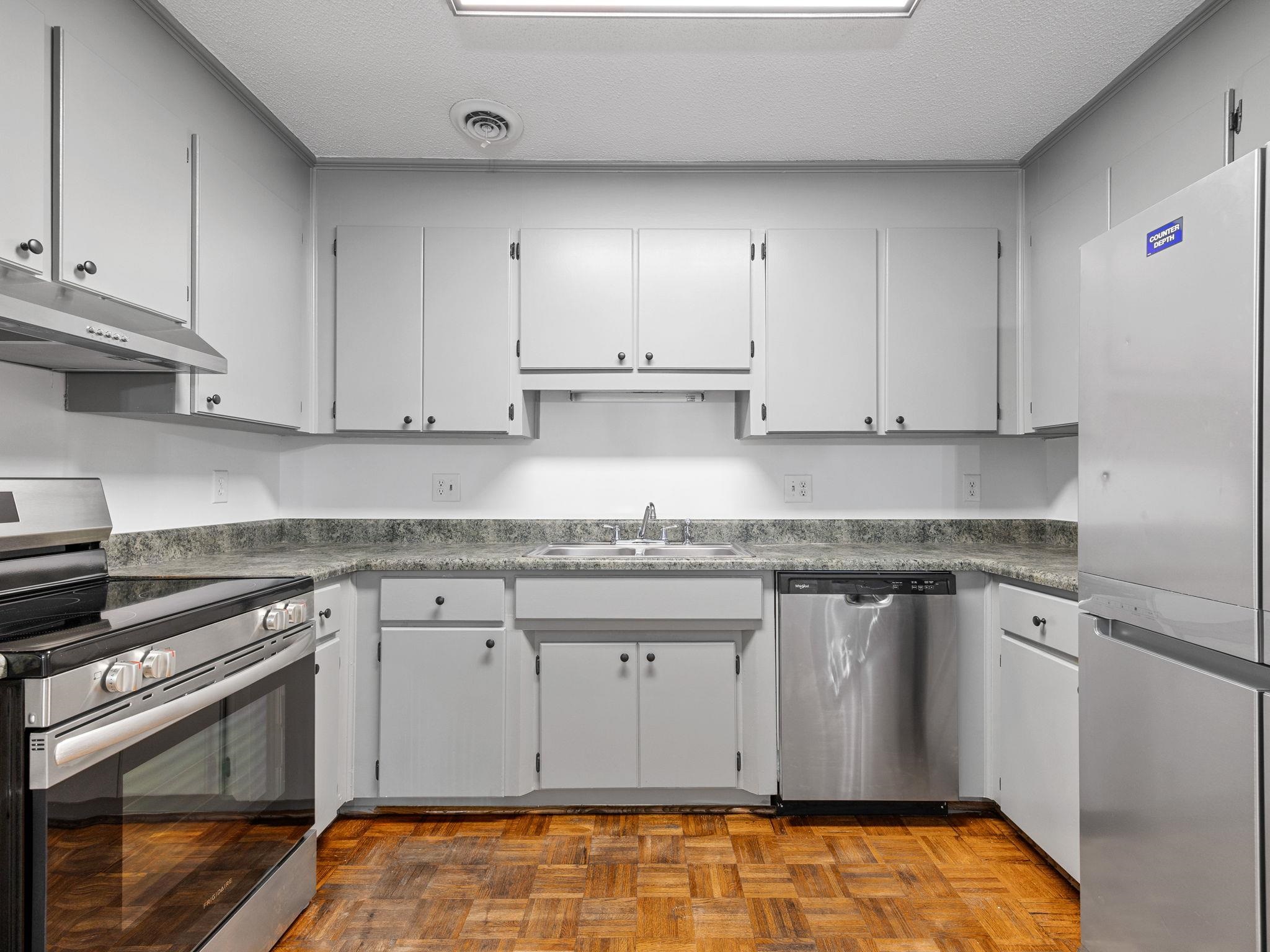 113 Inwood Court
