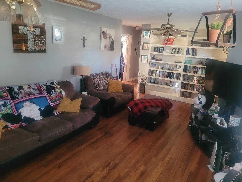 3621 New Cut Road