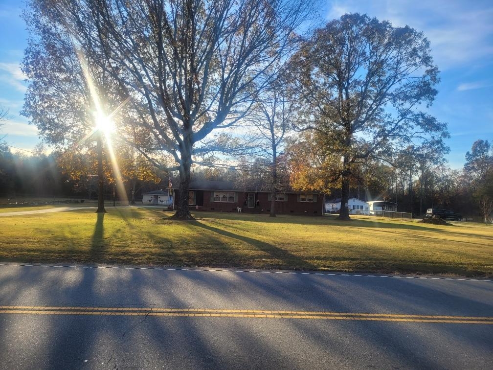 3621 New Cut Road