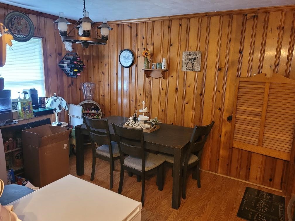 3621 New Cut Road