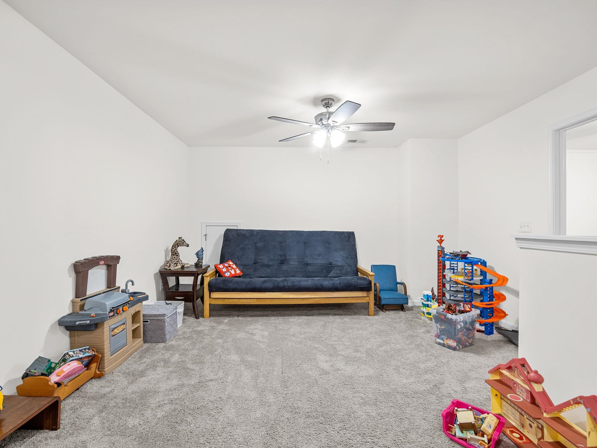 423 Wolfbend Road