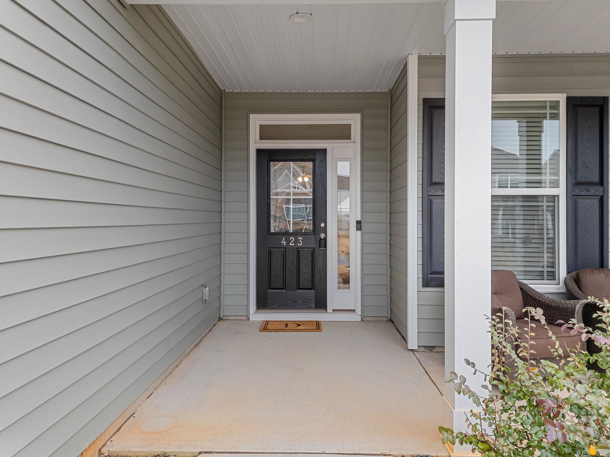 423 Wolfbend Road