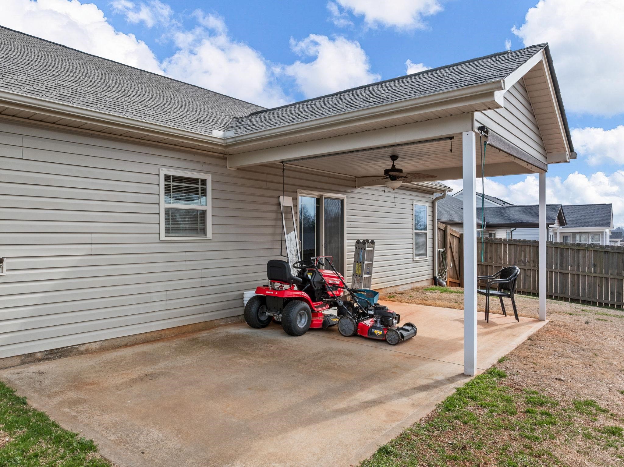 313 Highland Springs Loop