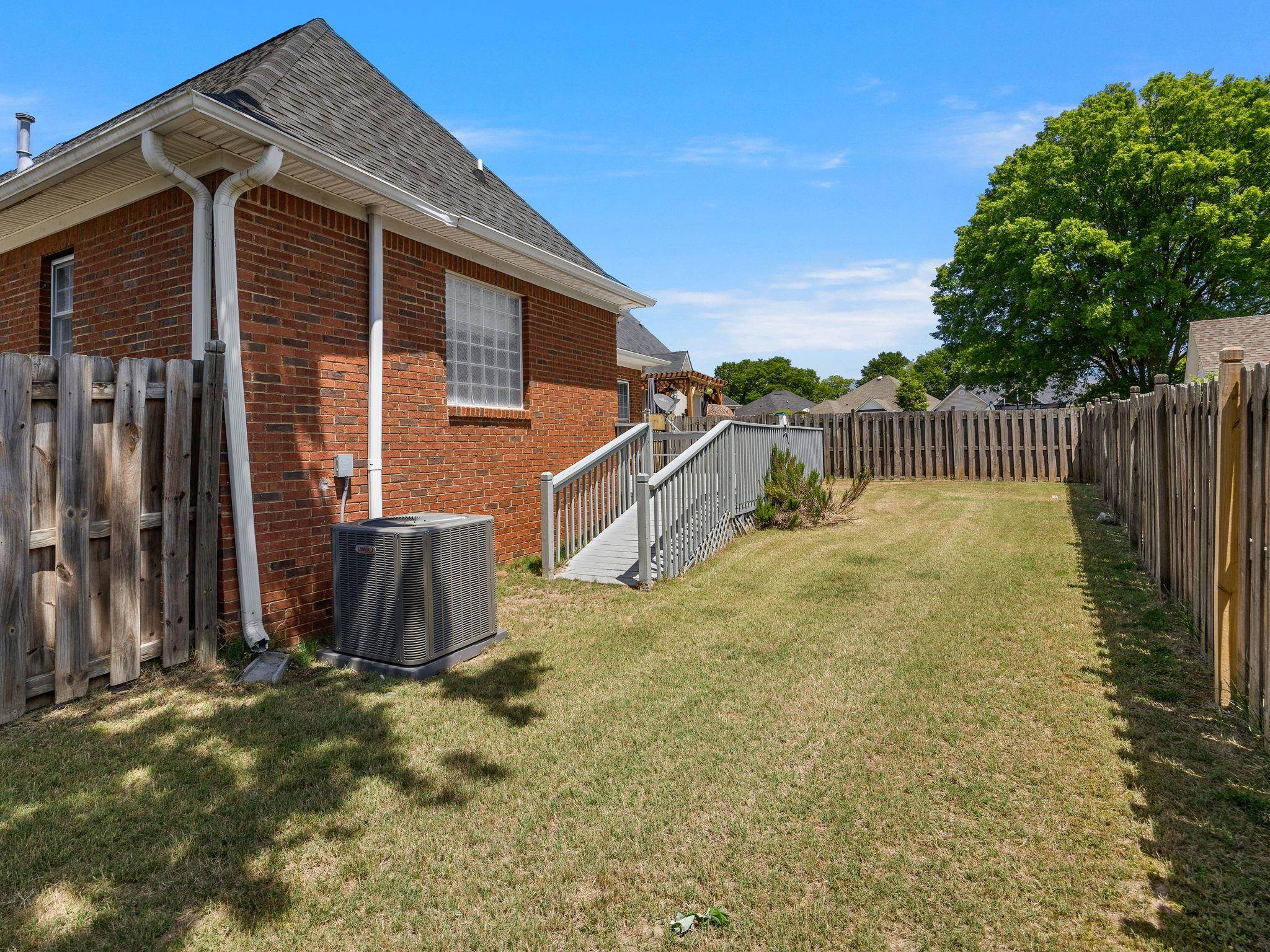 81 Arbours West Lane
