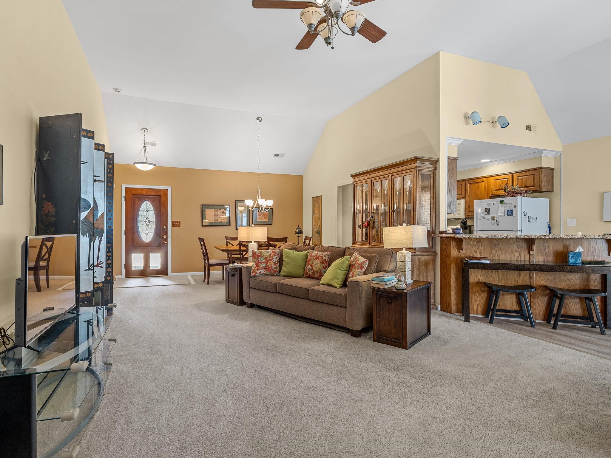 81 Arbours West Lane