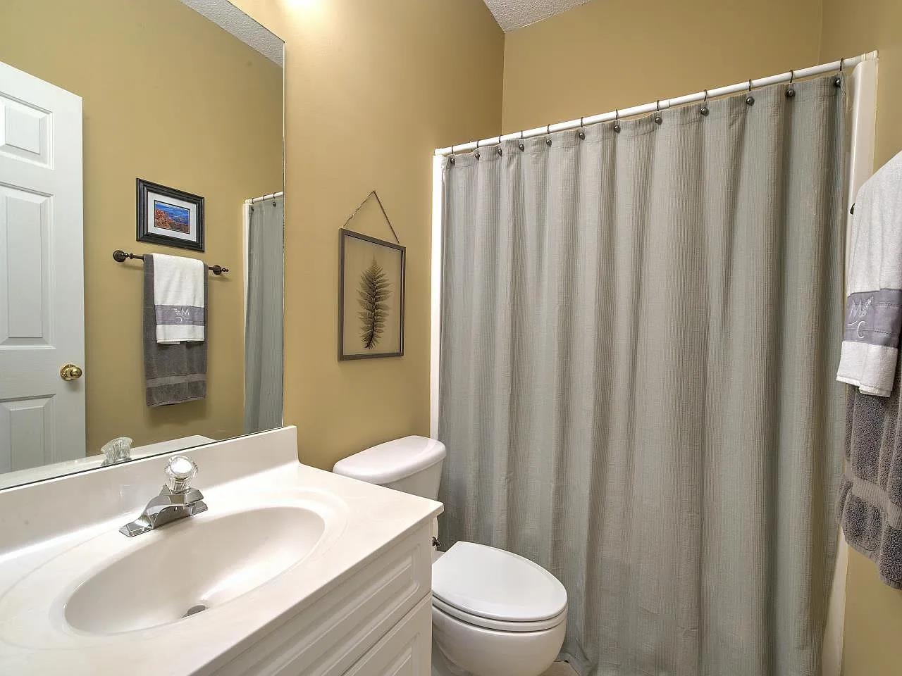 329 N Sweetwater Hills