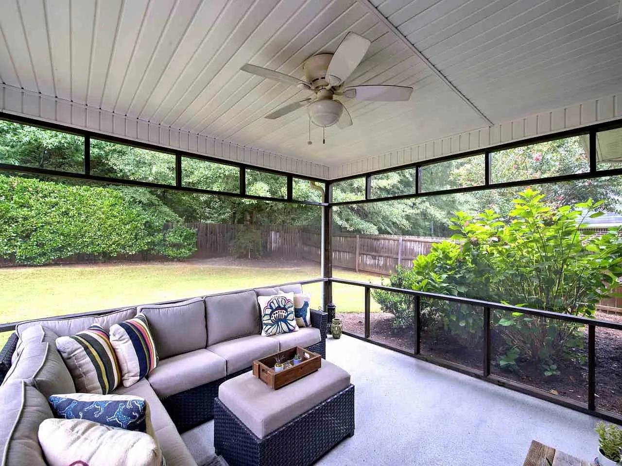 329 N Sweetwater Hills