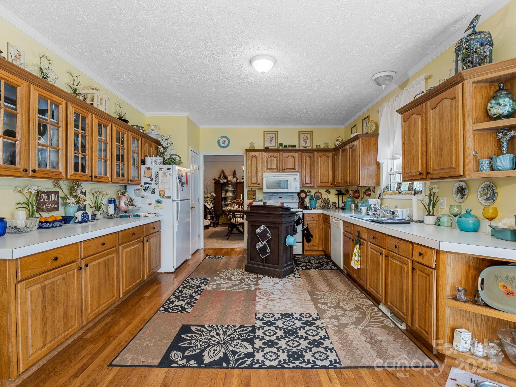 1146 Landrum Road