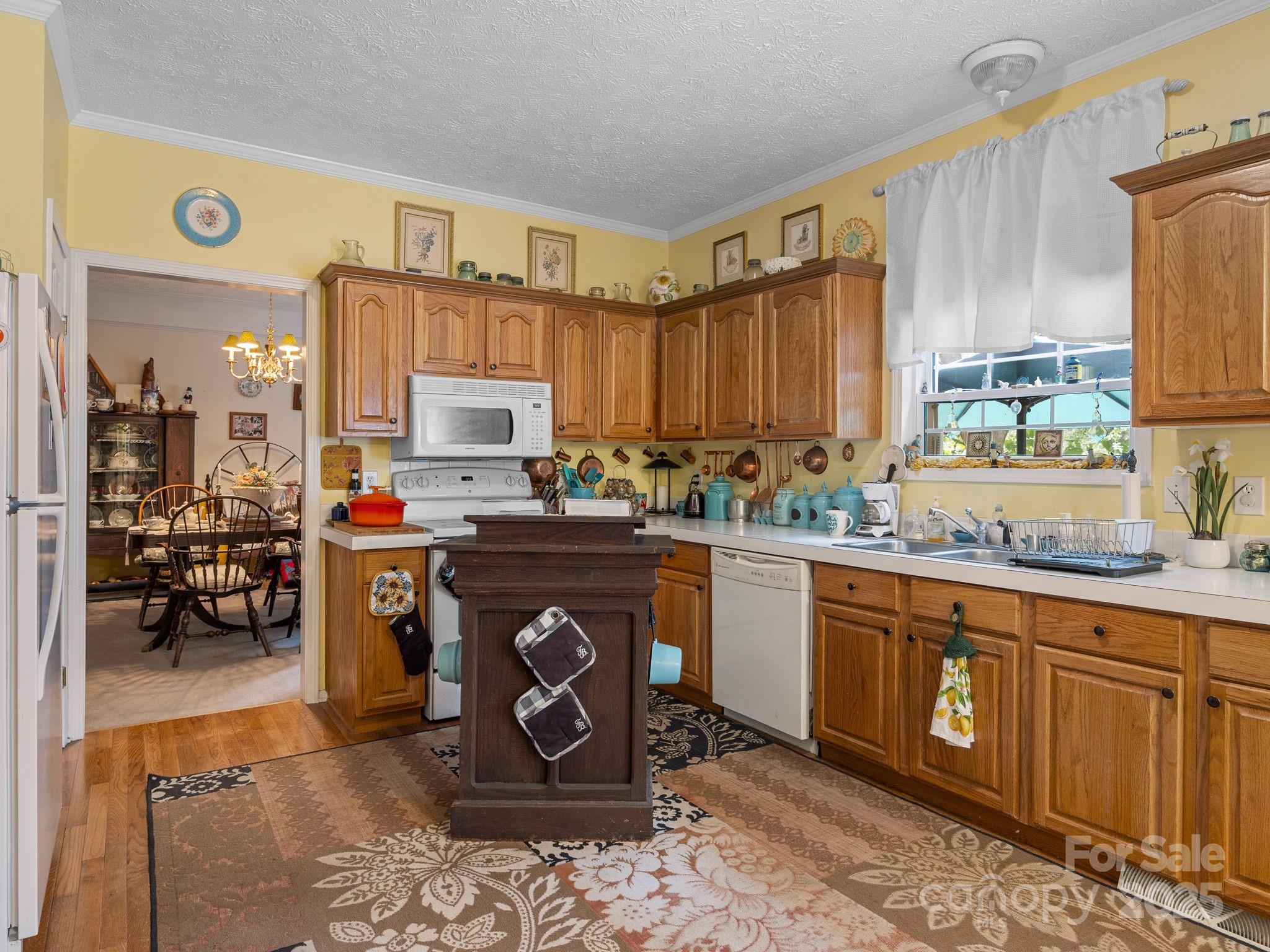 1146 Landrum Road