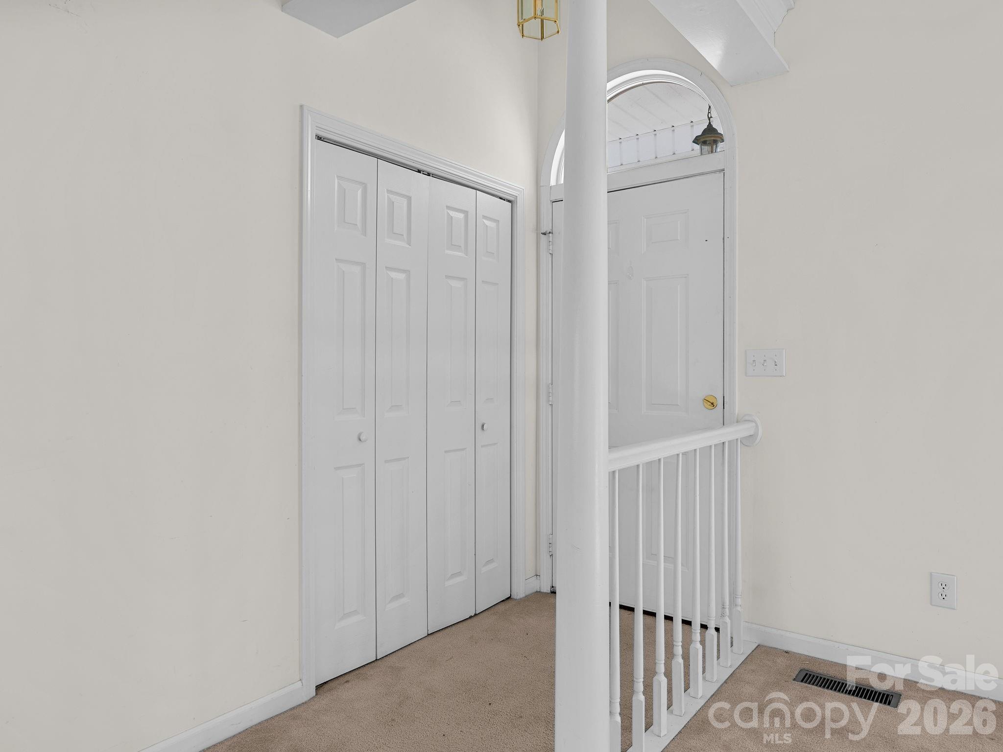 383 Woody Circle