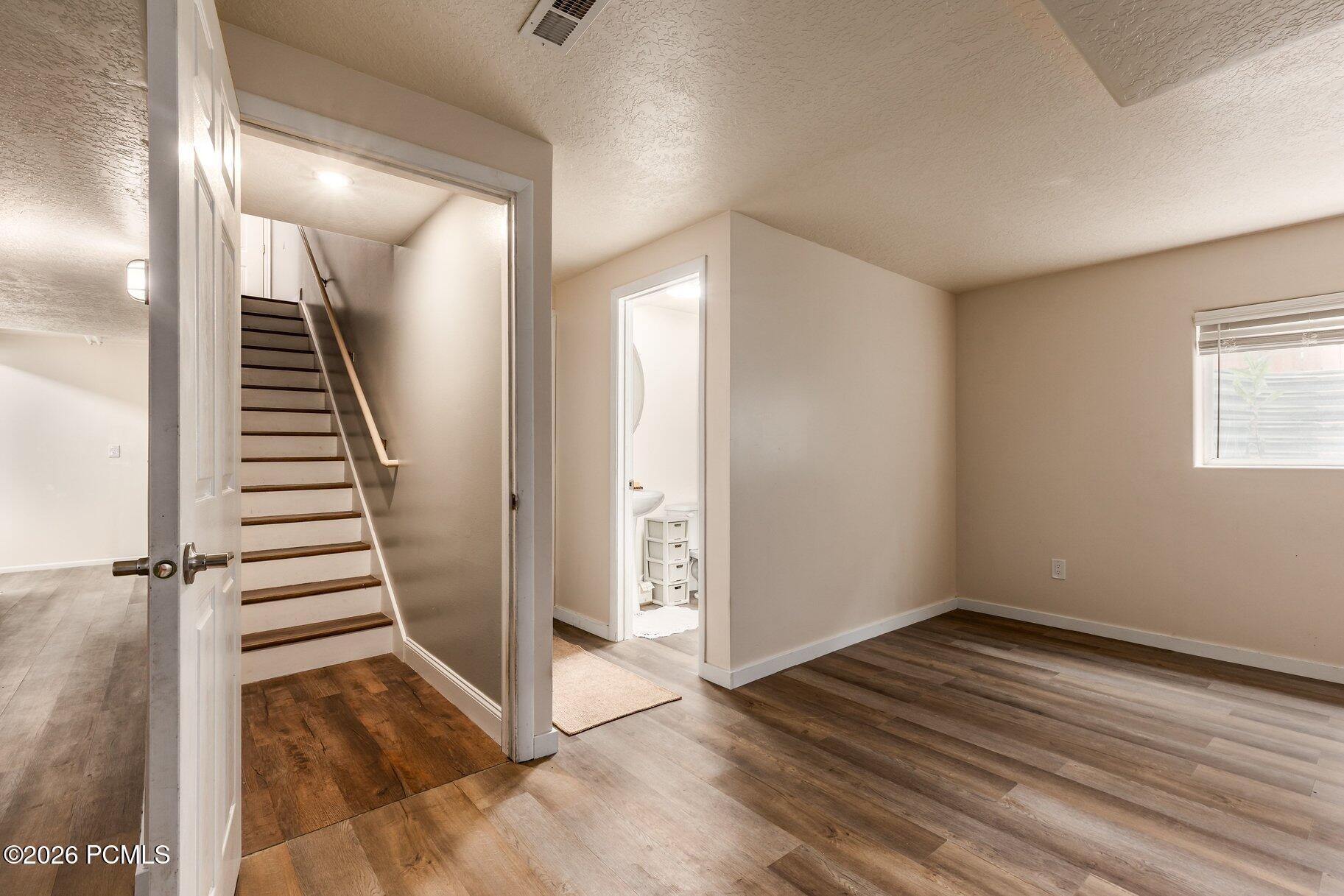 857 W 200 South