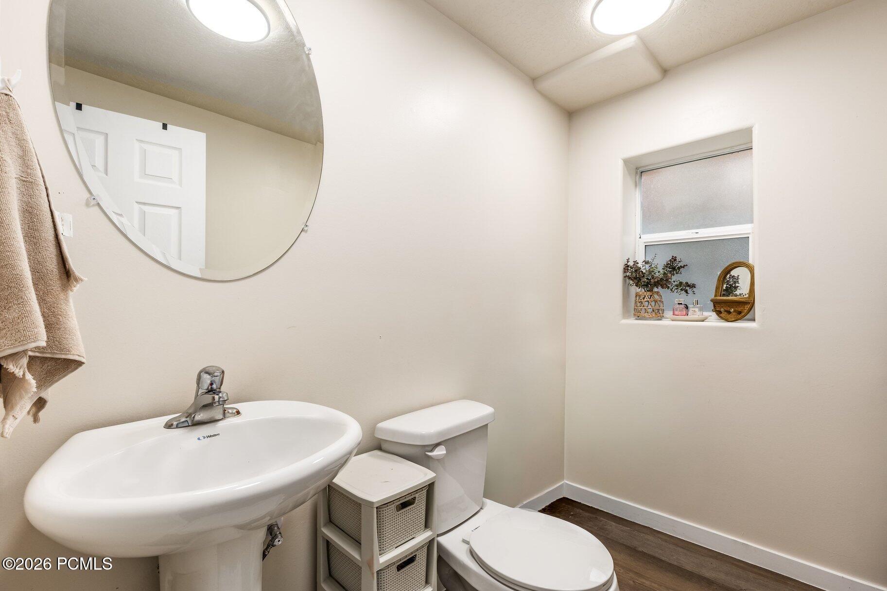 857 W 200 South