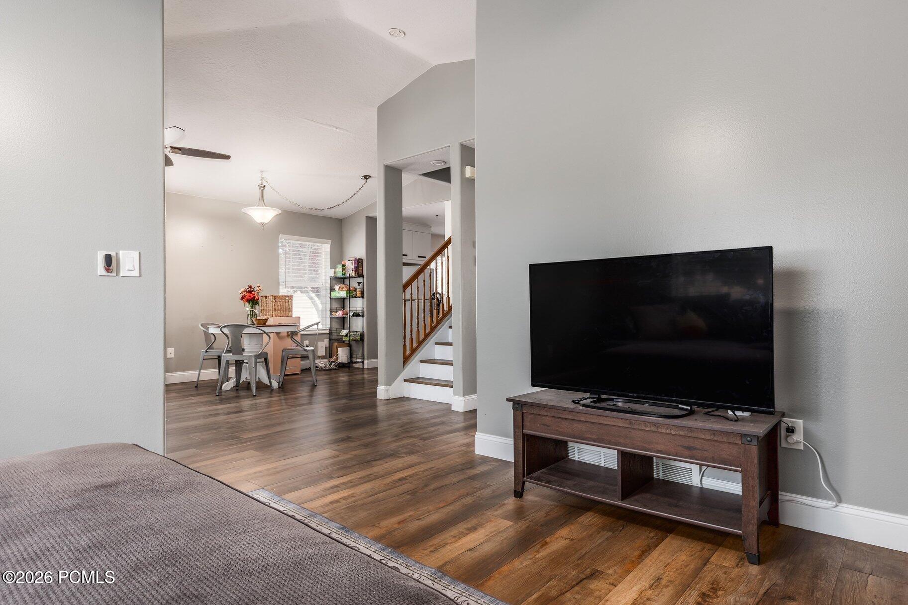 857 W 200 South
