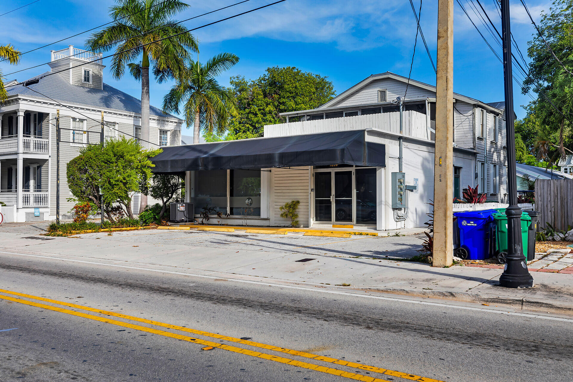 1209 Truman Avenue Unit: 1 & 2