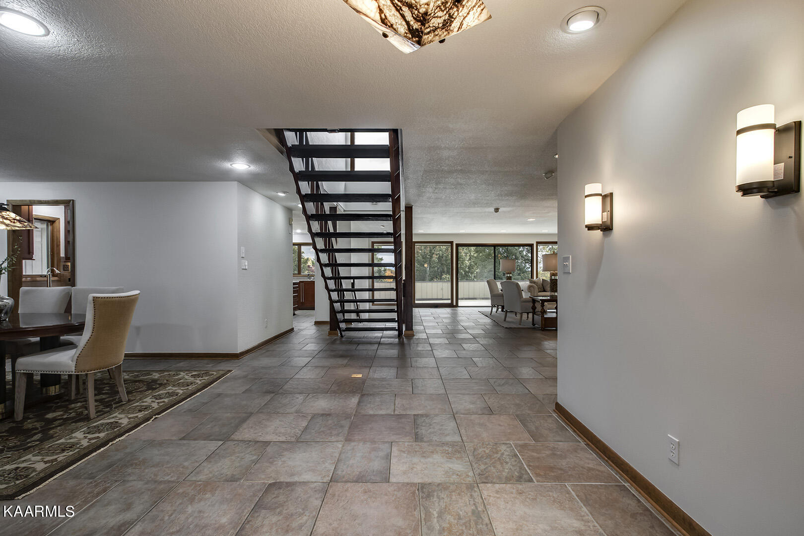 12206 Oakland Hills Point