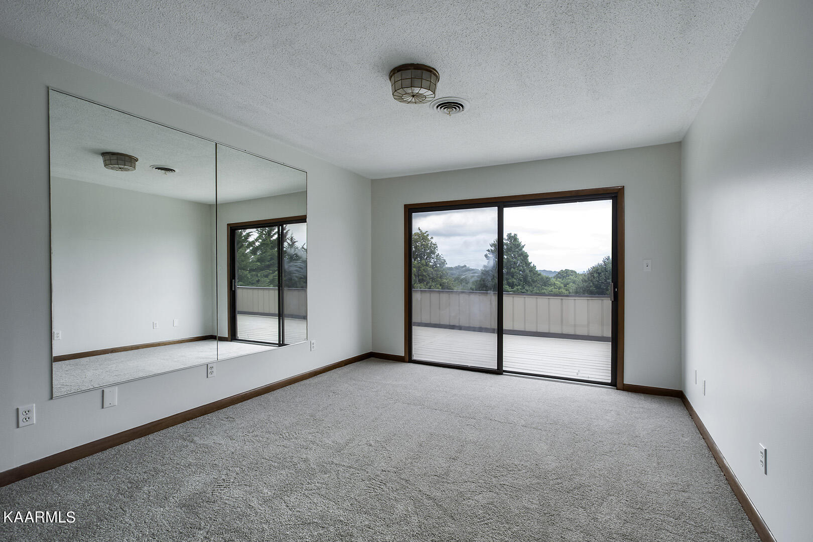 12206 Oakland Hills Point