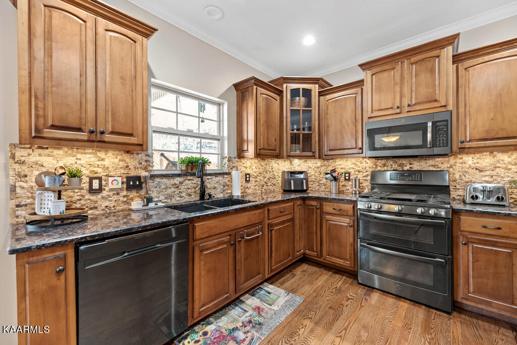 7018 Maysville Lane